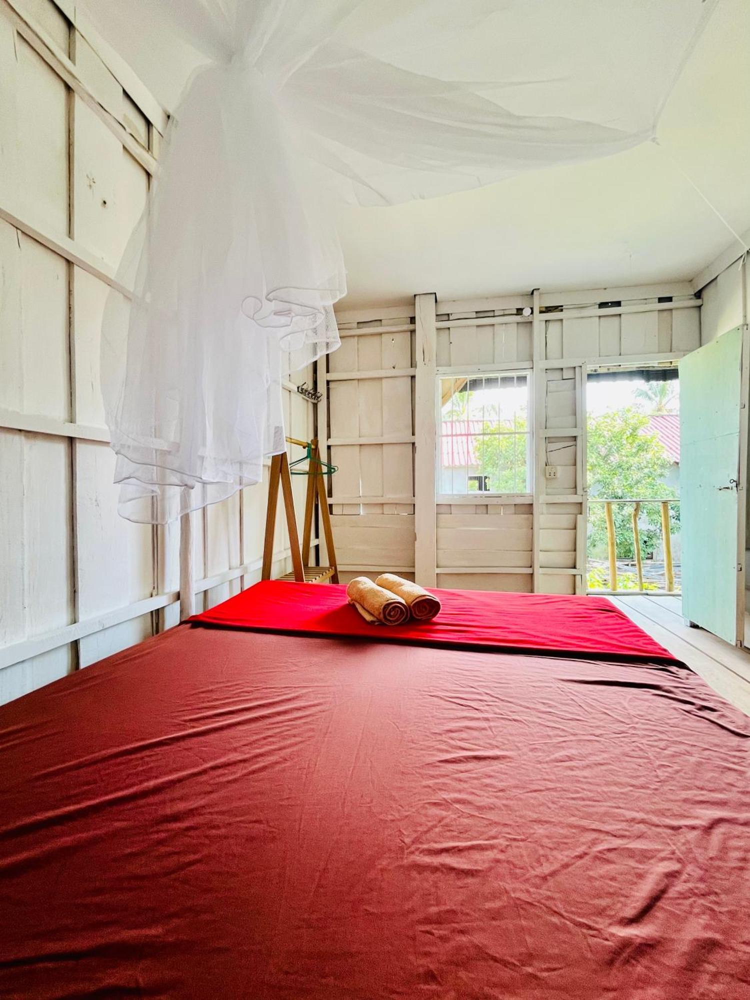 Happiness Guesthouse Koh Rong Sanloem Dış mekan fotoğraf