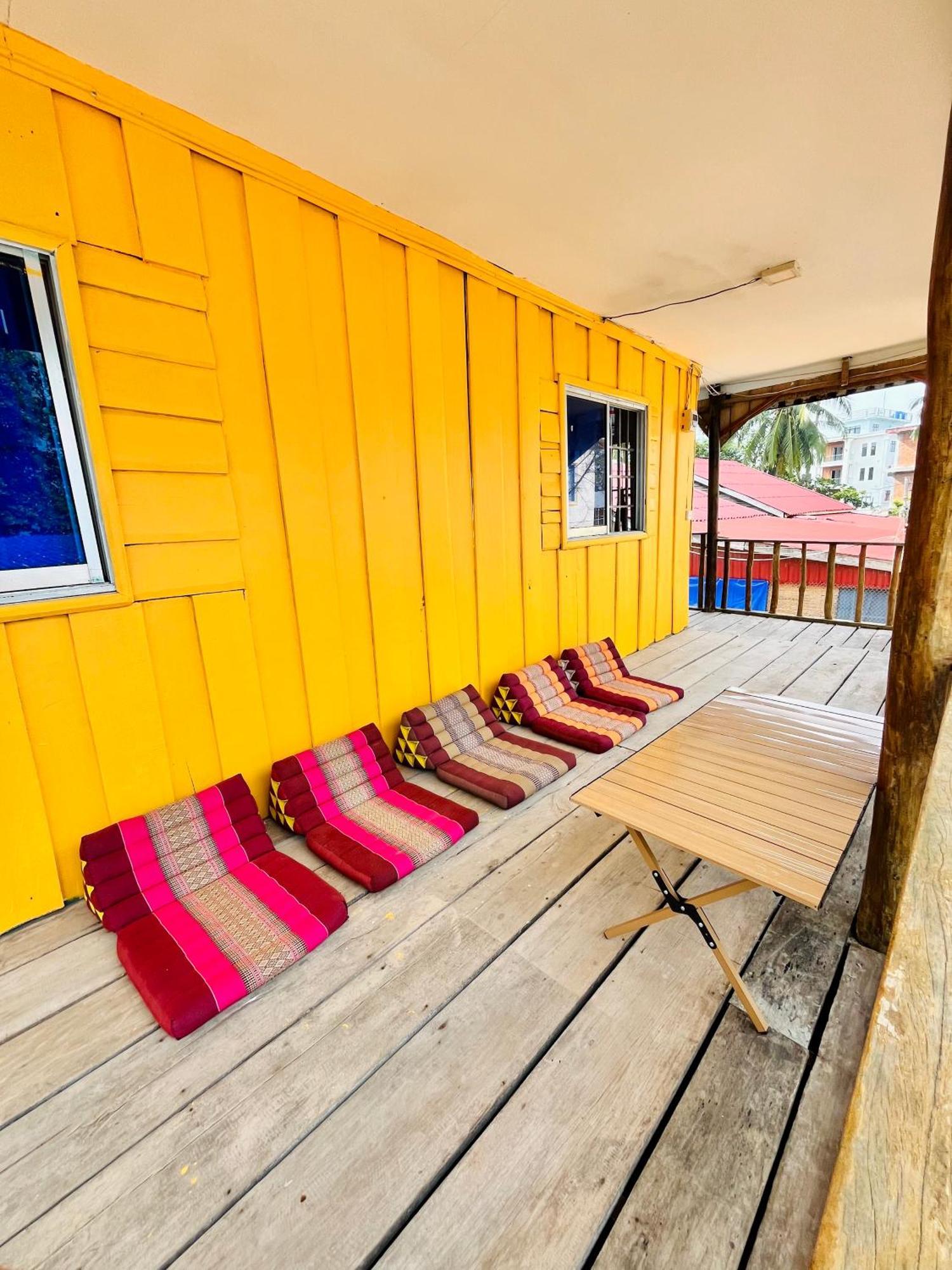 Happiness Guesthouse Koh Rong Sanloem Dış mekan fotoğraf